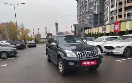 Toyota Land Cruiser Prado 120 рестайлинг, 2006 год, 1 800 000 рублей, 5 фотография