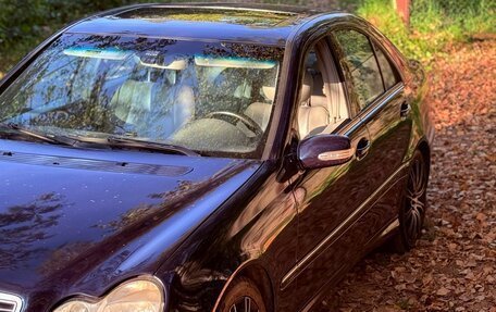 Mercedes-Benz C-Класс, 2004 год, 495 000 рублей, 4 фотография