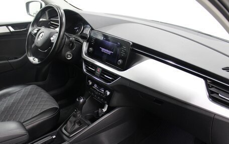 Skoda Rapid II, 2022 год, 1 570 000 рублей, 7 фотография