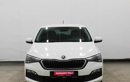 Skoda Rapid II, 2022 год, 1 570 000 рублей, 2 фотография