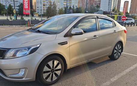 KIA Rio III рестайлинг, 2011 год, 800 000 рублей, 2 фотография
