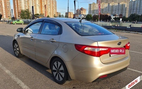 KIA Rio III рестайлинг, 2011 год, 800 000 рублей, 3 фотография