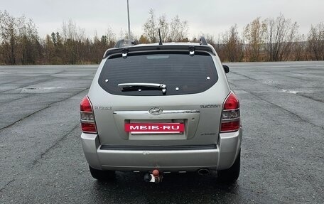 Hyundai Tucson III, 2007 год, 700 000 рублей, 3 фотография