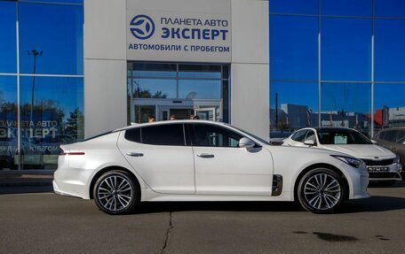 KIA Stinger I, 2018 год, 2 490 000 рублей, 2 фотография