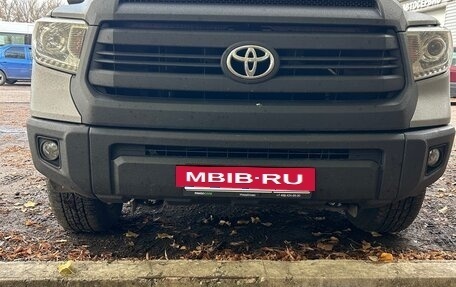 Toyota Tundra II, 2014 год, 4 250 000 рублей, 10 фотография