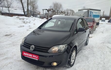 Volkswagen Golf Plus II, 2010 год, 850 000 рублей, 26 фотография