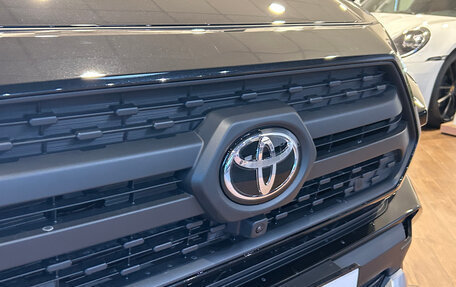 Toyota RAV4, 2025 год, 4 450 000 рублей, 8 фотография