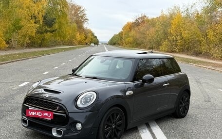 MINI Hatch, 2014 год, 1 600 000 рублей, 2 фотография