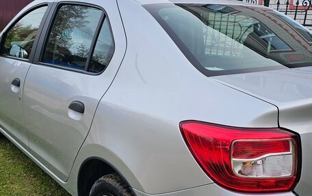 Renault Logan II, 2020 год, 900 000 рублей, 6 фотография