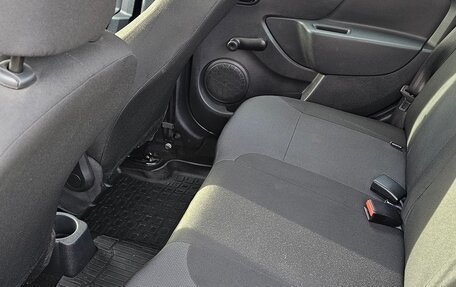 Renault Logan II, 2020 год, 900 000 рублей, 9 фотография