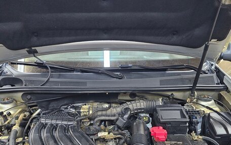 Renault Logan II, 2020 год, 900 000 рублей, 13 фотография