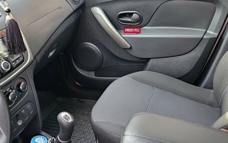 Renault Logan II, 2020 год, 900 000 рублей, 8 фотография