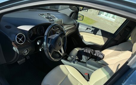 Mercedes-Benz B-Класс, 2013 год, 1 100 000 рублей, 4 фотография