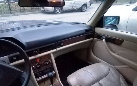 Mercedes-Benz S-Класс, 1987 год, 999 000 рублей, 9 фотография