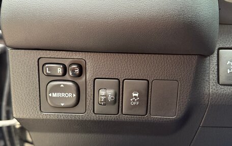 Toyota RAV4, 2014 год, 1 999 999 рублей, 20 фотография