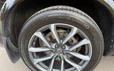 Volvo XC90 II рестайлинг, 2019 год, 3 480 000 рублей, 8 фотография