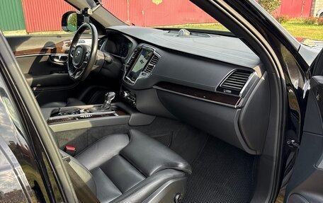 Volvo XC90 II рестайлинг, 2019 год, 3 480 000 рублей, 28 фотография