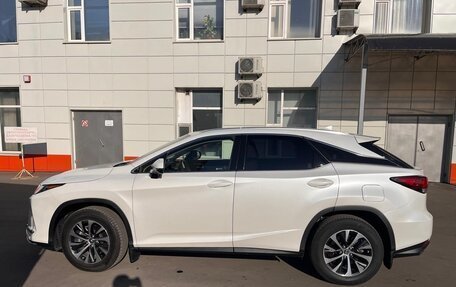 Lexus RX IV рестайлинг, 2021 год, 5 750 000 рублей, 9 фотография