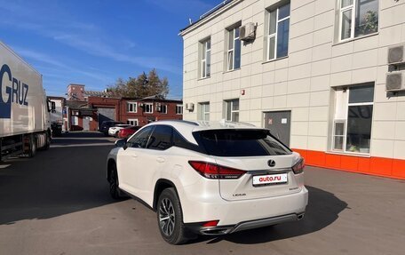 Lexus RX IV рестайлинг, 2021 год, 5 750 000 рублей, 8 фотография