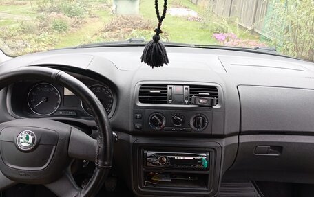Skoda Roomster, 2010 год, 570 000 рублей, 6 фотография