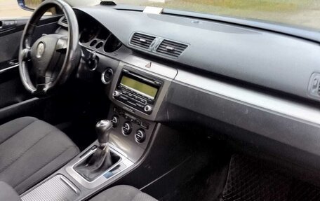 Volkswagen Passat B6, 2008 год, 550 000 рублей, 9 фотография
