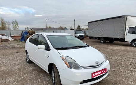 Toyota Prius, 2008 год, 770 000 рублей, 2 фотография
