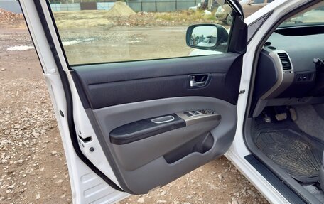 Toyota Prius, 2008 год, 770 000 рублей, 8 фотография