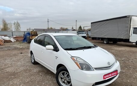 Toyota Prius, 2008 год, 770 000 рублей, 16 фотография