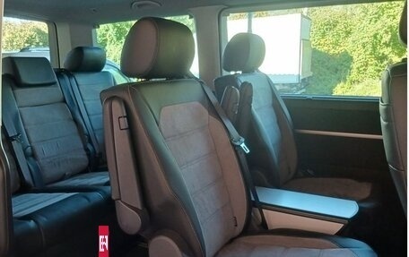 Volkswagen Multivan T6 рестайлинг, 2024 год, 9 500 000 рублей, 12 фотография