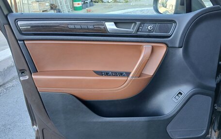 Volkswagen Touareg III, 2013 год, 2 190 000 рублей, 24 фотография