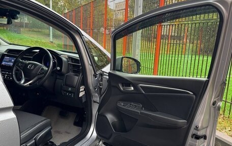 Honda Fit III, 2018 год, 1 540 000 рублей, 7 фотография
