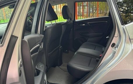 Honda Fit III, 2018 год, 1 540 000 рублей, 3 фотография