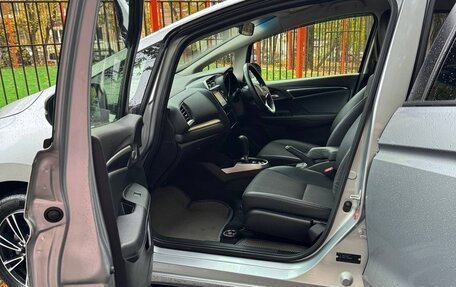 Honda Fit III, 2018 год, 1 540 000 рублей, 6 фотография