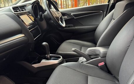 Honda Fit III, 2018 год, 1 540 000 рублей, 10 фотография