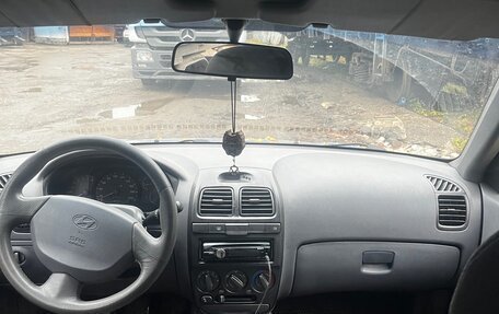 Hyundai Accent II, 2004 год, 230 000 рублей, 3 фотография