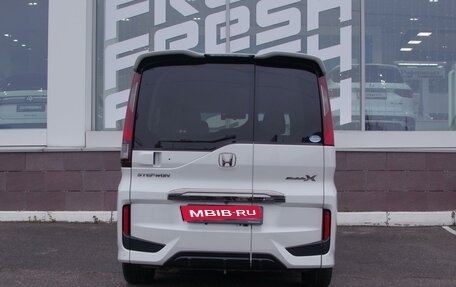 Honda Stepwgn IV, 2019 год, 2 839 000 рублей, 4 фотография