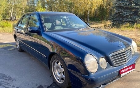 Mercedes-Benz E-Класс, 1999 год, 800 000 рублей, 2 фотография