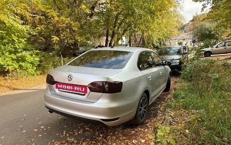 Volkswagen Jetta VI, 2013 год, 1 070 000 рублей, 3 фотография