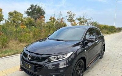 Honda Vezel, 2021 год, 1 590 000 рублей, 1 фотография
