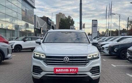 Volkswagen Touareg III, 2020 год, 4 849 000 рублей, 2 фотография