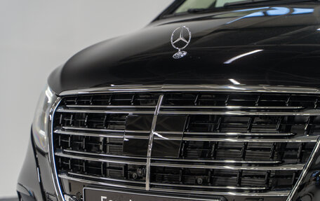 Mercedes-Benz V-Класс, 2024 год, 19 990 000 рублей, 2 фотография