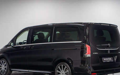 Mercedes-Benz V-Класс, 2024 год, 19 990 000 рублей, 10 фотография