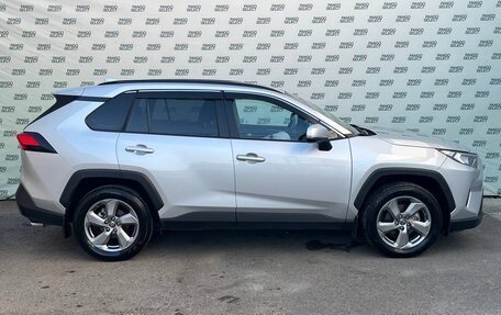 Toyota RAV4, 2022 год, 3 645 000 рублей, 9 фотография