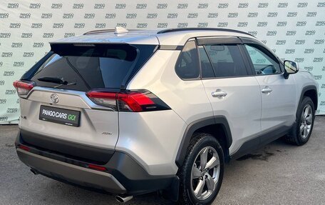 Toyota RAV4, 2022 год, 3 645 000 рублей, 7 фотография