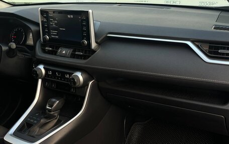Toyota RAV4, 2022 год, 3 645 000 рублей, 23 фотография