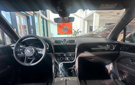 Bentley Bentayga I, 2025 год, 39 490 000 рублей, 4 фотография