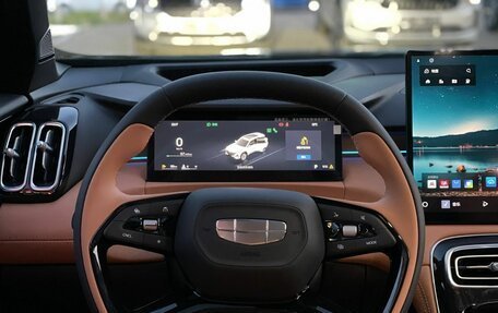Geely Atlas, 2025 год, 2 990 000 рублей, 17 фотография