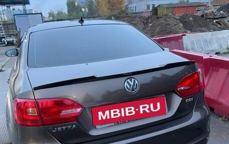 Volkswagen Jetta VI, 2011 год, 1 300 000 рублей, 3 фотография