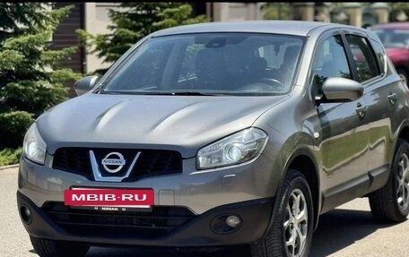 Nissan Qashqai, 2010 год, 950 000 рублей, 3 фотография
