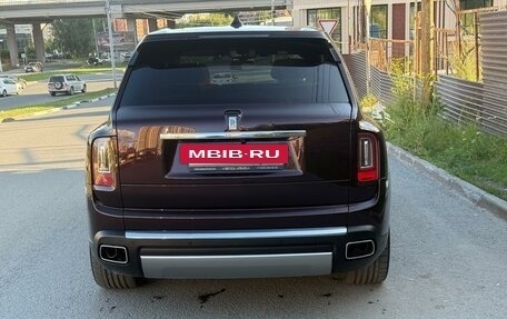 Rolls-Royce Cullinan, 2019 год, 35 000 000 рублей, 3 фотография